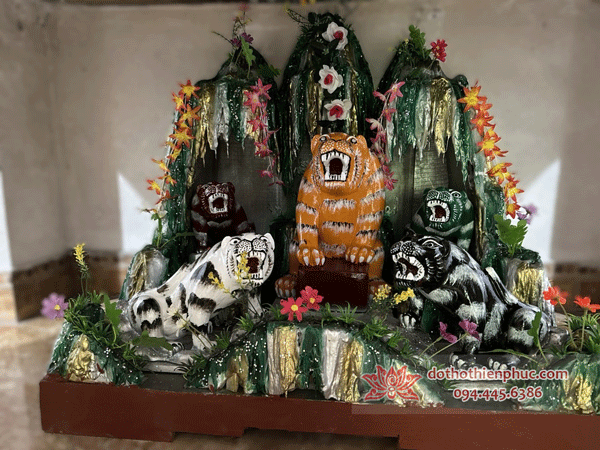 Động Thờ Ngũ Hổ