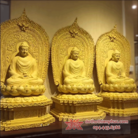 Khám Phá Bộ Tượng Tam Thế Phật: Ý Nghĩa và Tầm Quan Trọng Trong Đời Sống Tâm Linh